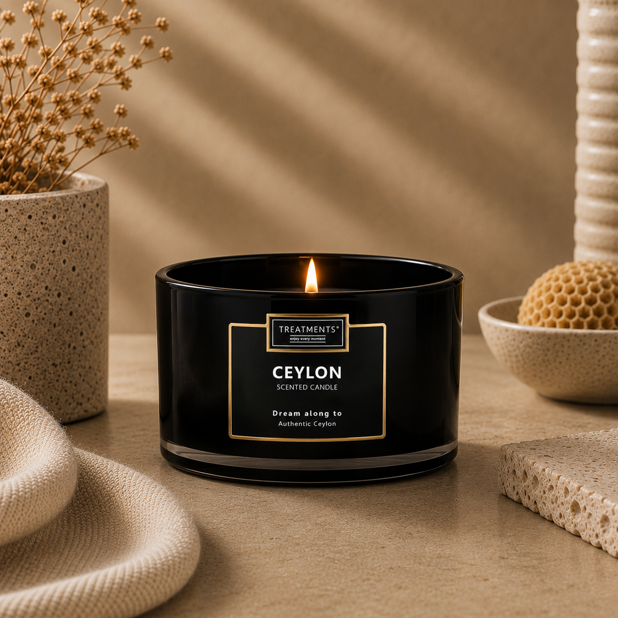 Treatments® - Scented Candle XL - Ceylon - 560 grams